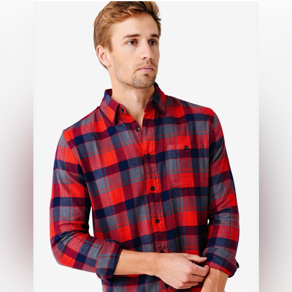 Faherty Men's Red and Navy Plaid Shirt